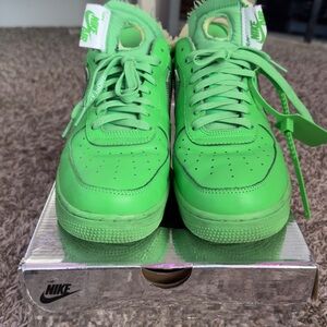 Nike Green Sneakers